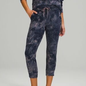Lululemon Ready to Rulu HR Jogger Crop SIZE 18